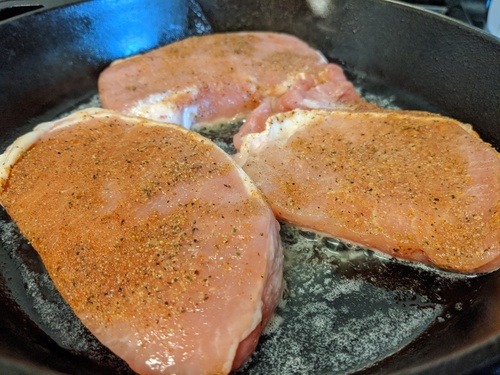 pork chops cooking